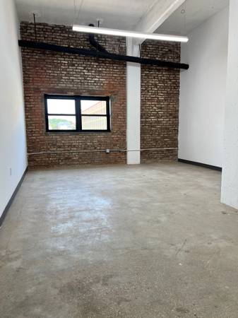 Espacio de Oficina Grande o Espacio para Artista Disponible (Sunset Park)63839338000385120