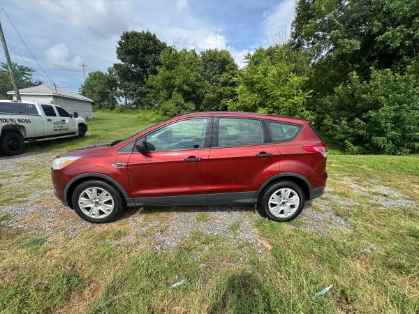 2016 Ford Escape - $4,200 (Jeffersonville)63621785852803122
