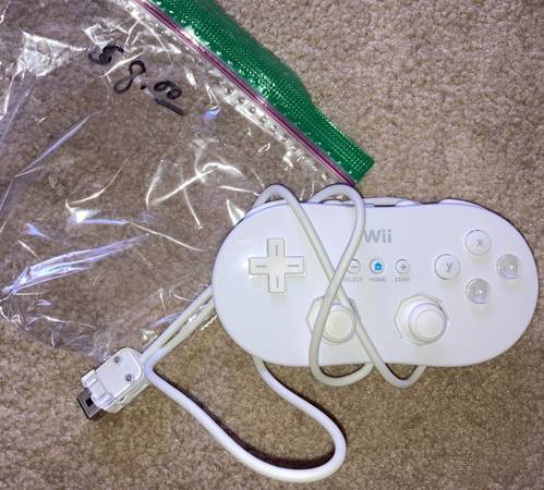 Original Nintendo Wii Classic Pro Controller White RVL-005 1