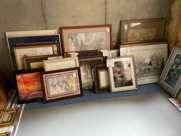 100 picture frames $5 - $50 each 1