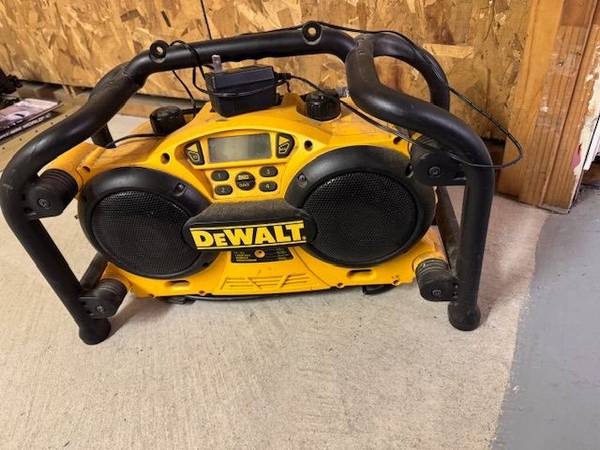 Helpful Automobile Appliances for Peace of Mind. - $25 (Belmont, Ma)63471242911873120