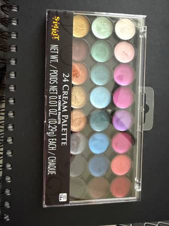 New unused Halloween items 1