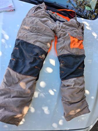 Solidur chainsaw pants for quick sell 1