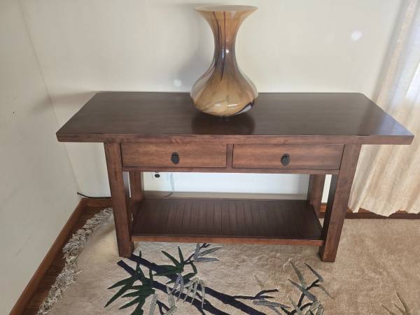 Pottery barn console table 1