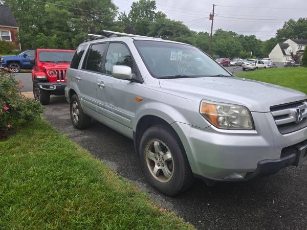 2006 Honda Pilot EX 141k miles - $3,995 (Manassas)63616536319873124