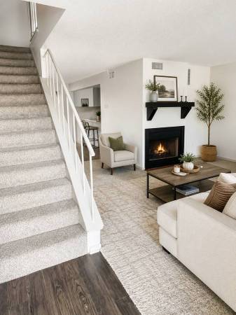 Move-In Specials @ Avery Trace 1