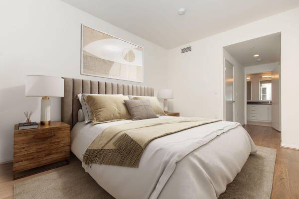 $2,419 / 1br - Fenced Dog Park | Pet Stations | Spacious Floorplans (Ontario CA)64028084457730123
