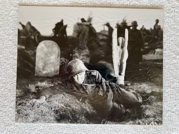 All Quiet on the Western Front (1930) with Lew Ayres b&w 8x10 still 1