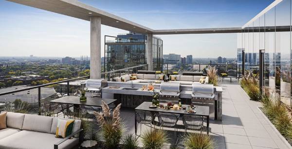 $2,016 West Loop Luxurious Studio with In Unit Washer and Dryer!! (West Loop)63960010113026121