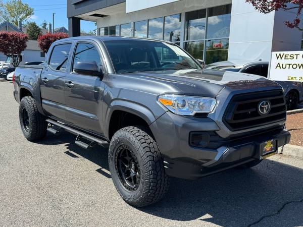 Camioneta Toyota Tacoma 4x4 4WD SR V6 2023 - $35,995 (West Coast Autoworks Everett)63622858022017121