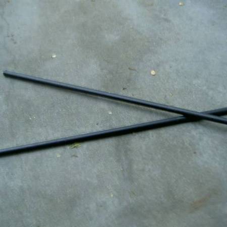 Yakima 48" Round Bars For Roof Rack with End Caps 1