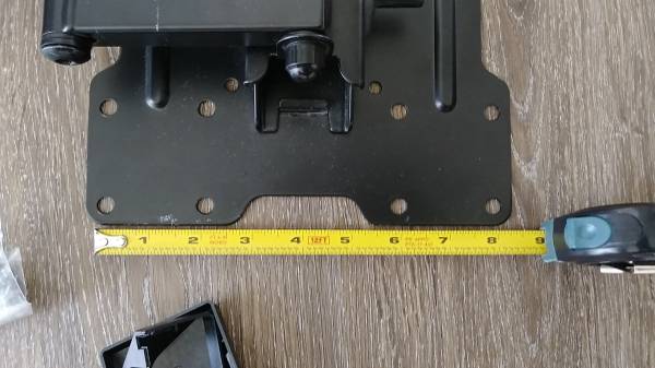 Soporte para TV con giro y inclinación (Stanley) - $20 (Issaquah)63439433803137121
