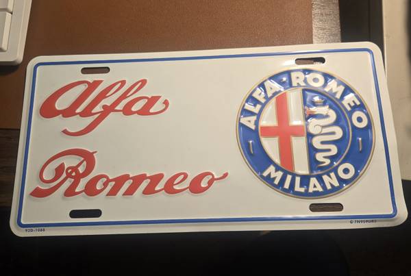 Alfa romeo license plate 1