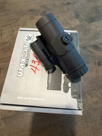 Vortex VMX-3T Red Dot Magnifier — 3X30mm — Perfect Condition 1