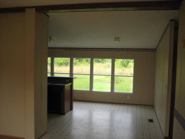 $1300.00 / 3br - 1960ft2 - 124 Angie Drive Double Wide Manufactured Home63658742590723123