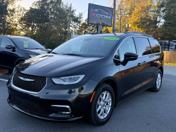 2022 Chrysler Pacifica Touring L, Clean Title, No Accident 1