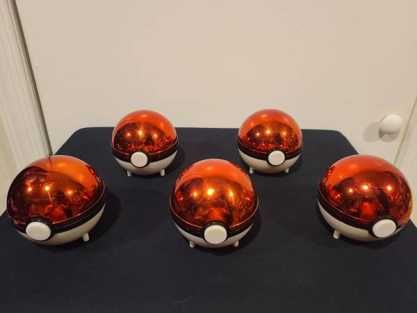 pokemon pokeball with gold card 1999 Burger King Pikachu 23K Gold-Plated in Poke Ball Ultra Ball is strong Hock Shop Marketplace | POKEMON