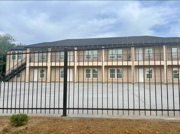 $1095.00 / 2br - Pecan Apartments63662018530945121