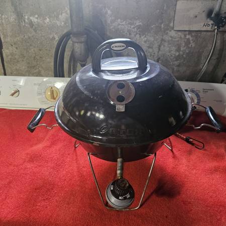 Portable Gas Grill 1