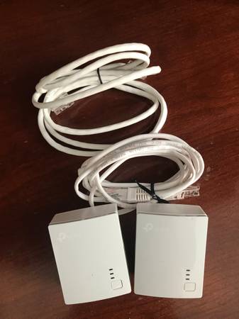 TP-Link AV600 Powerline Ethernet Adapter - Plug&Play TL-PA4010 KIT 1