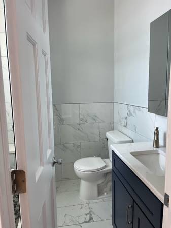 $2,150 / 3br - 1300ft2 - 3 Bds 2 bath (Chicago)64041811536515121
