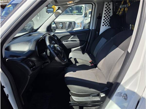 2021 RAM ProMaster City Tradesman - Photo 13