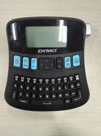 DYMO label maker 1