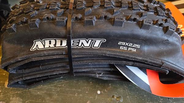 MTB tires 2 Used 2 New 1