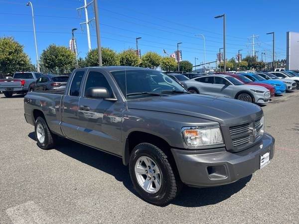 2010 Dodge Dakota Big Horn - $8,881 (_Dodge_Dakota_)63611903069569122