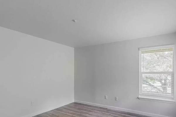 $1,849 / 2br - 922ft2 - Check out our amazing location! 2 bed, 2 bath. Located in Tigard. (Tigard)63999315030787120