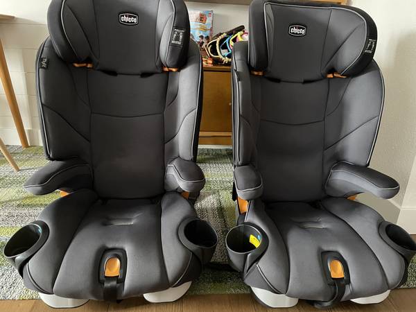 Chicco MyFit Car Seat $125 (2 Available) 1