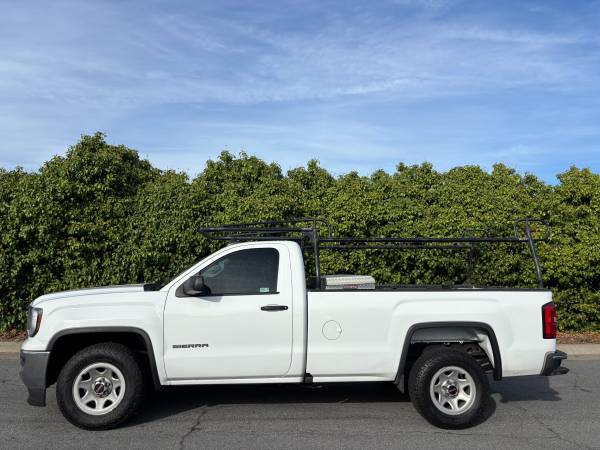 2017 GMC SIERRA 1500 V8 - Photo 4