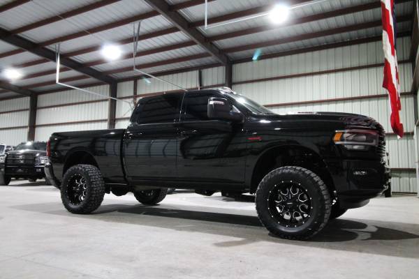 2024 RAM 3500 LARAMIE NIGHT - Photo 15