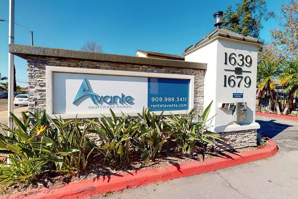 $2,185 / 2br - 880ft2 - Gated Community, Plank Flooring, Playground, Courtesy Patrol64028083645826121