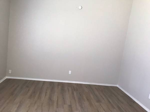 $795 / 1br - $795/1Dormitorio/Apartamentos Reagan Road INCLUYE AGUA (Beeville)64036535526145122