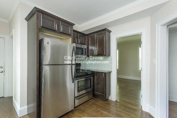 $2,275 / 2br - **1 Month free and NO FEE ** Avail NOW ** Virtual tour available ** (Roxbury)63996689998466121