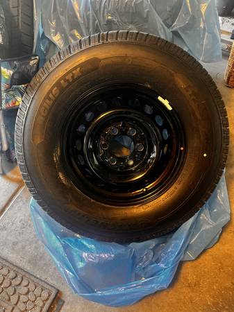 5 Michelin Agilis LTX Sprinter Wheels+Tires - LT245/75R16 - 75 miles 1