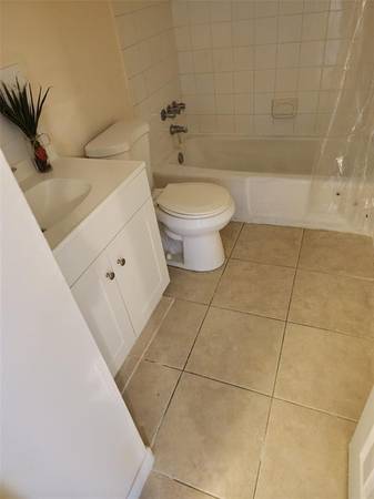 $162,000 / 2br - 722ft2 - Two Bedroom Condo in East Pompano Beach (Pompano Beach)64001845715331122