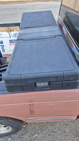 Truck bed toolbox 1