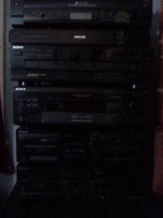 House stereo system's 1