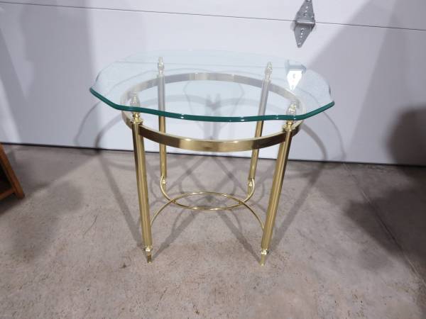 Hollywood Regency Brass / Glass Round Side Table 1