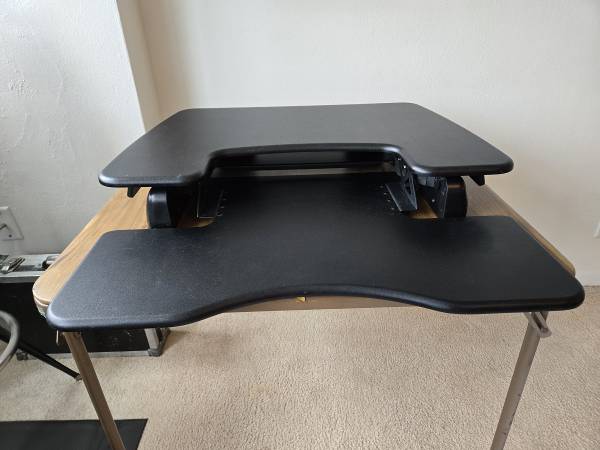 VariDesk 1