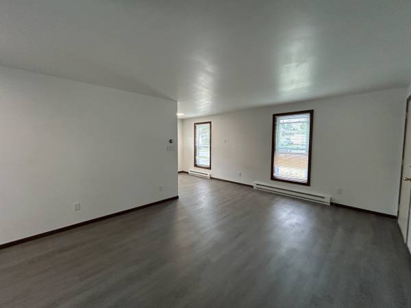 $1,000 / 2br - 800ft2 - 2 Bed 1 Bath Apartment for Rent (Sheboygan)63813312647681122