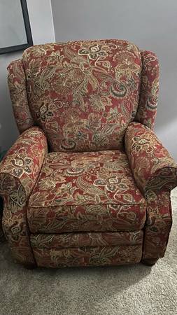 Recliner chair 1