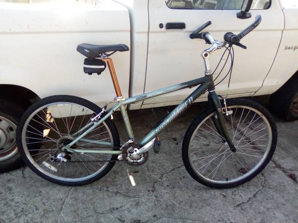 15", 2001 'Specialized ~ Expedition' 21-speed. Aluminum 1
