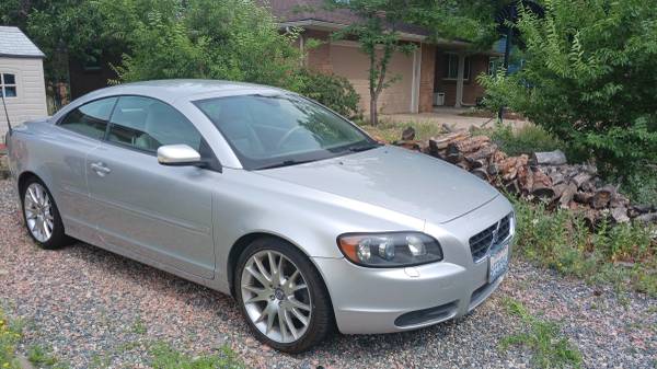 2006 Volvo c70 93,000 miles - $2,500 (Golden)63619866470145120