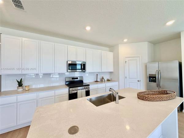 4443 Vibernum Ave # A | Charming 3 Bed/2 Bath Single Family Home in SA 1