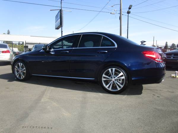 2016 Mercedes-Benz C-Class C 300 4dr Sedan - $16,995 (san jose south)63654702565123123