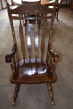 Rocking chairs 1
