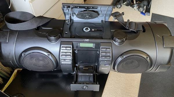 ビクター　RV-NB90 リモコン付 JVC、Bluetooth搭載のパワードウーハーCDシステム - 価格.com